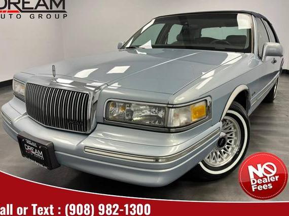 LINCOLN TOWN CAR 1997 1LNLM81W7VY741186 image LINCOLN TOWN CAR 1997 1LNLM81W7VY741186 image